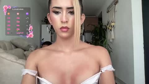Snapshot of isa__fox_1 chatting on 1, 5, 2026 Isabella online show from 1, 5, 2026