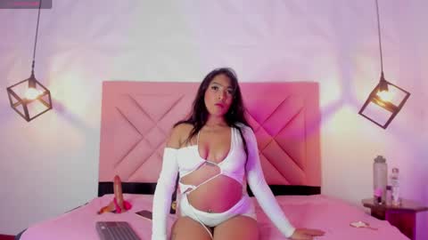 ISABELLA online show from 3, 6, 2026