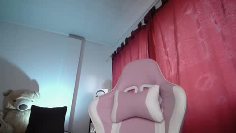 Isabella  online show from 7, 10, 2025