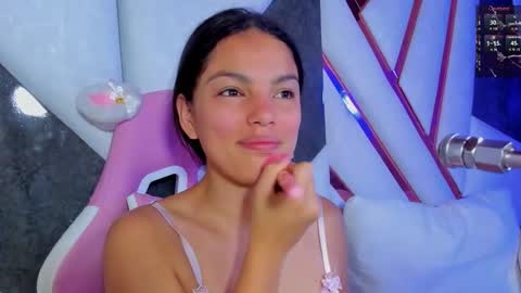 Snapshot of isa_kolins chatting on 13, 2, 2026 isa_kolins online show from 13, 2, 2026