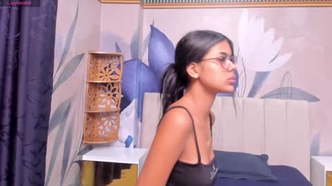 Snapshot of isa_little4u chatting on 11, 12, 2024 online show from 11, 12, 2024