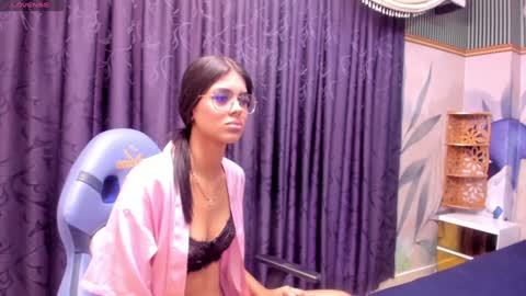 Snapshot of isa_little4u chatting on 11, 12, 2024 online show from 11, 12, 2024