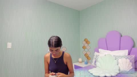 Snapshot of isa_little4u chatting on 3, 1, 2025 online show from 3, 1, 2025
