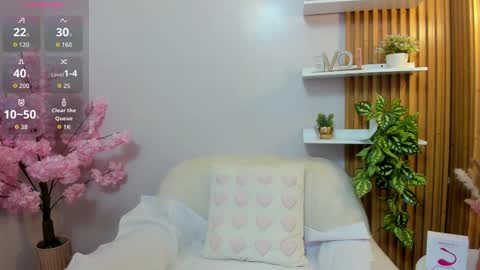 Snapshot of isa_sexy4u chatting on 7, 10, 2025 ISA online show from 7, 10, 2025