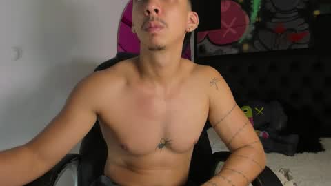 isaac_cryston online show from 11, 11, 2025