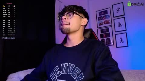 Isaac Saenz. online show from 27, 11, 2025