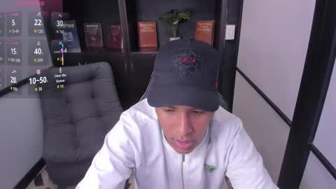 Snapshot of isaacblack_ chatting on 11, 10, 2025 IsaacBlack online show from 11, 10, 2025