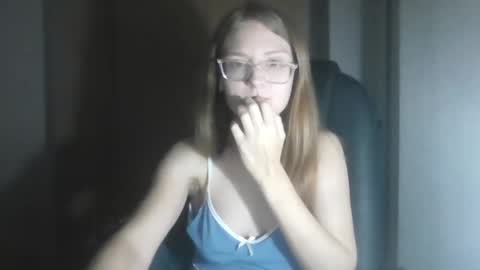 Snapshot of isabel_loveee chatting on 6, 11, 2025 isabel_loveee online show from 6, 11, 2025