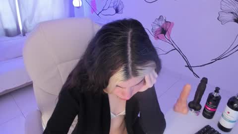 isabela_fiorelli online show from 16, 10, 2025