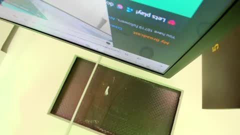 Snapshot of isabela_parkerr chatting on 16, 6, 2026 Mommy Isa online show from 16, 6, 2026