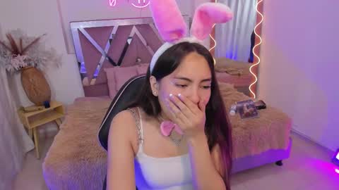 ISABELA  online show from 22, 11, 2025