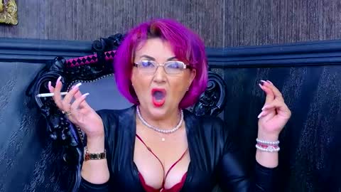 Isabella Conte online show from 17, 9, 2025