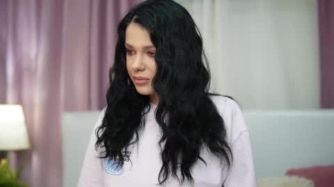  Isabel  online show from 24, 11, 2025