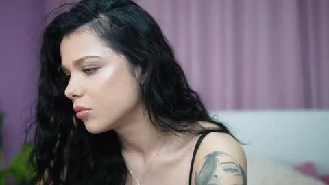  Isabel  online show from 26, 11, 2025