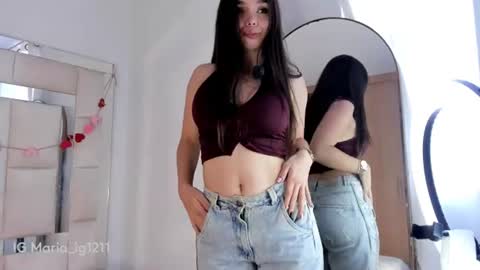 isabella_gomez11 online show from 25, 7, 2026