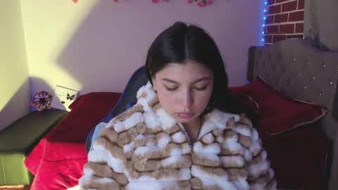 Snapshot of isabella_monntolvo chatting on 7, 5, 2026 isabella_monntolvo online show from 7, 5, 2026