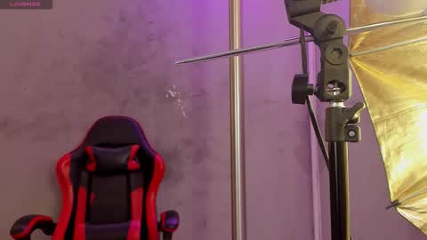 Isabella Nowa online show from 20, 3, 2026