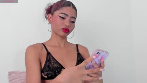 isabella online show from 26, 2, 2025