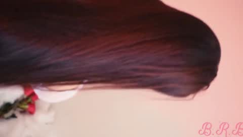 Isabella White online show from 14, 1, 2025