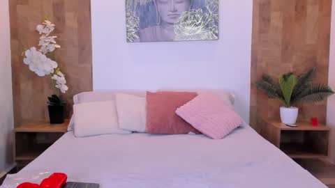 Snapshot of isabella_winkler chatting on 6, 3, 2026 isabella_winkler online show from 6, 3, 2026