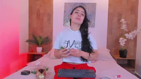 Snapshot of isabella_winkler chatting on 1, 4, 2026 isabella_winkler online show from 1, 4, 2026