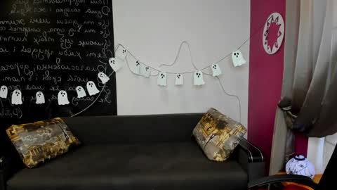 isabellabler online show from 30, 10, 2025