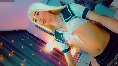 Snapshot of isabellagirs chatting on 21, 5, 2026 isabellagirs online show from 21, 5, 2026