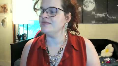 isabellamariedarcy online show from 10, 6, 2026