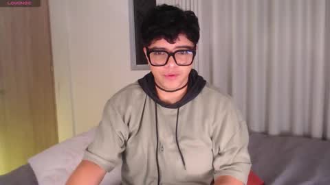 Isabella Mout  online show from 14, 3, 2026