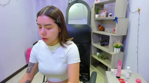 isebella online show from 13, 4, 2026