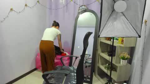 isebella online show from 16, 4, 2026