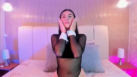 Snapshot of isabellasweet__ chatting on 15, 2, 2026 online show from 15, 2, 2026