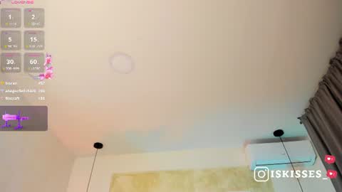 Snapshot of isabellasweet__ chatting on 7, 7, 2026 online show from 7, 7, 2026