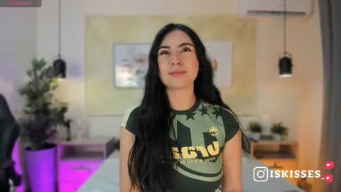 Snapshot of isabellasweet__ chatting on 17, 7, 2026 online show from 17, 7, 2026