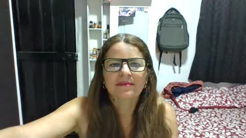 isabella online show from 3, 8, 2026