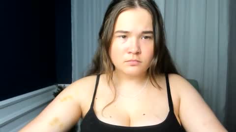 Snapshot of isabellcharm chatting on 12, 9, 2025 Isabell online show from 12, 9, 2025