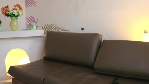   online show from 25, 3, 2026