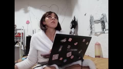 isabelle_sara online show from 15, 4, 2026