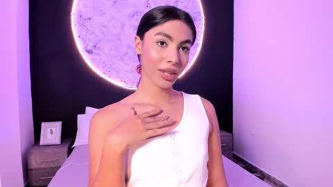 Isa online show from 5, 3, 2025