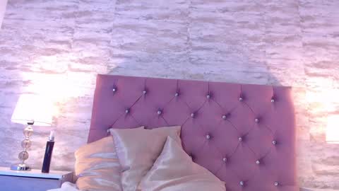 IsabellMendez online show from 28, 1, 2025