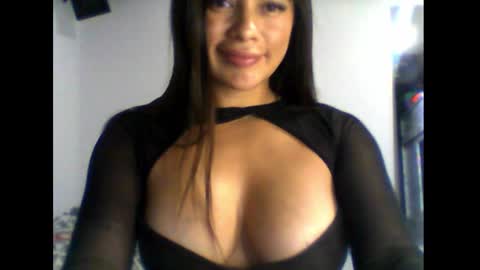 Snapshot of isabrown10 chatting on 23, 2, 2025 isabrown10 online show from 23, 2, 2025