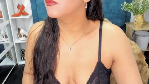 Isabel online show from 13, 5, 2026