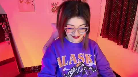 Isabella Ferrer online show from 24, 11, 2025