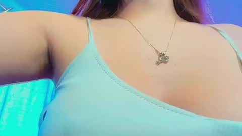 Snapshot of isahenao02 chatting on 31, 5, 2026 ISABELLA online show from 31, 5, 2026