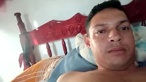 Snapshot of isai324088 chatting on 3, 12, 2024 isai324088 online show from 3, 12, 2024