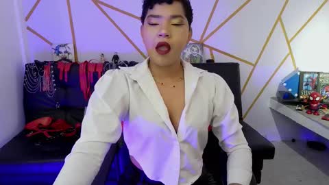 isabela online show from 28, 10, 2025