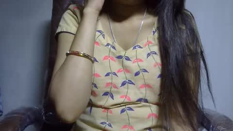 Snapshot of ishika_ishu chatting on 7, 5, 2026 ishika_ishu online show from 7, 5, 2026