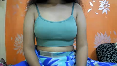 Snapshot of ishika_singh_ chatting on 16, 12, 2024 ishika_singh_ online show from 16, 12, 2024