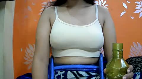 Snapshot of ishika_singh_ chatting on 13, 1, 2025 ishika_singh_ online show from 13, 1, 2025