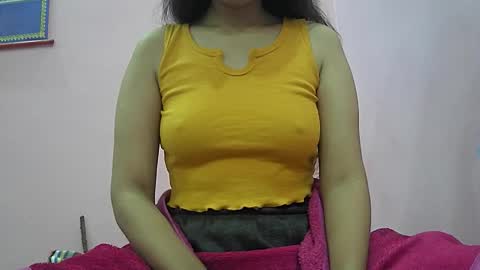 ishika_singh_ online show from 12, 1, 2026